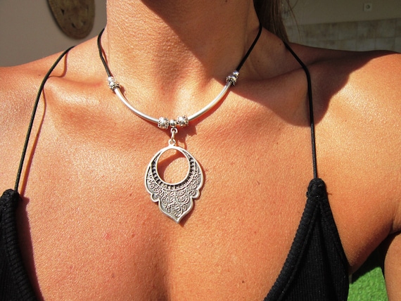 silver boho beaded necklace, long pendant bohemian leather necklace, modern geometric necklace, kekugi handmade jewelry, boho jewelry