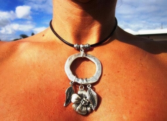 Statement birth flower Pendant Charm Daisy Necklace • Silver Beaded Couples Necklaces for Women • Handmade Jewelry Best selling items Gifts