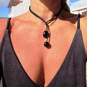 Black lariat necklace, Diane Keaton necklace Somethings Gotta Give as seen on Diane Keaton image 8