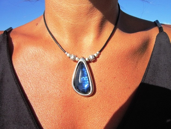 blue drop necklace, blue choker, blue pendant, boho necklace, boho jewelry, bohemian jewelry, hippie jewelry