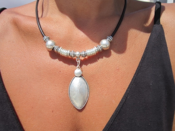 womens choker, choker necklace, leather choker, boho jewelry,  handmade jewelry, silver necklaces, unique necklaces, etsy jewelry