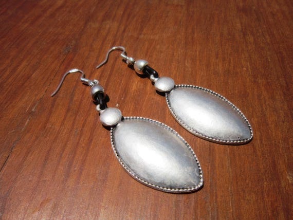 Statement drop beaded silver earrings • personalized jewelry gift for her • Drop beaded boho earrings dangle • Handmade jewelry by kekugi