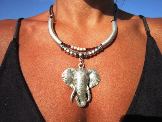 boho jewelry, elephant choker, elephant necklace, elephant pendant necklace, women choker, choker necklace, pendant