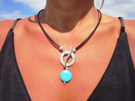 Turquoise Leather Choker Necklace • Silver Necklaces for Women • Bohemian Handmade Turquoise Jewelry Pendant • Best selling items by kekugi