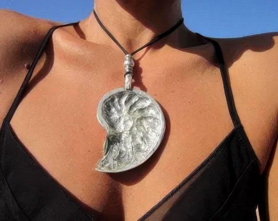 Long Summer Sea Shell Necklace Gift for Her Best Selling Items • Summer Beach Shell Jewelry Necklaces for Women • Gift for Her Top Sellers
