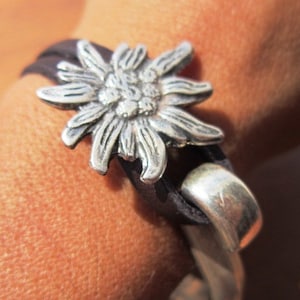エーデルワイスの花、花のジュエリー、花のブレスレット、花のブレスレット、女性用ブレスレット、シルバーブレスレット、レザーブレスレット、ファッションジュエリー