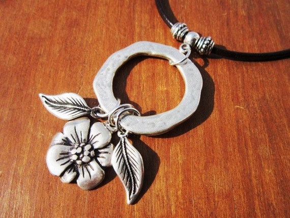 Flower necklace, leaf necklace, floral jewelry, flower jewelry, long necklaces, pendant necklace, silver jewelry, silver necklace