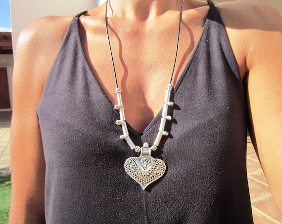 long statement heart pendant necklaces for women, boho jewelry