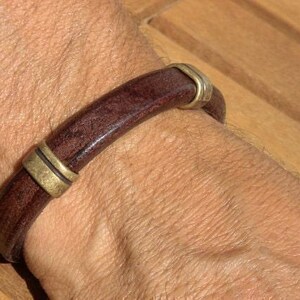 Handgefertigtes Leder Herren Armband • Passende Paar Armbänder • Benutzerdefinierte Herren Armband Geschenk für Ihn • Bestseller Schmuck von Kekugi Bild 6