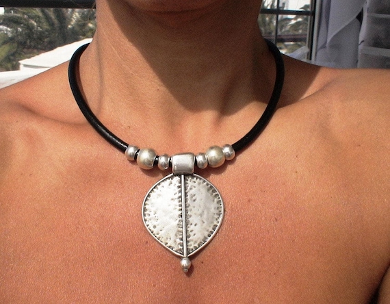 Silver Chunky Pendant Necklace • Personalized Handmade Jewelry Necklaces for Women • Unique Cute Trendy necklace Best Sellers By Kekugi