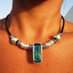 Colar étnico boho chique com esmeralda verde, conjuntos de joias, joias com miçangas, colares com pingentes, colares para mulheres, joias da moda