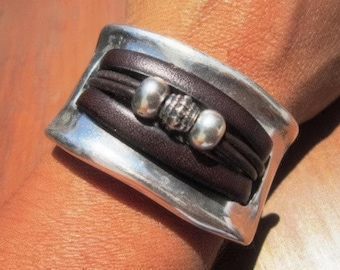 Leather & Silver Bracelets for women • Matching couple bracelets gift for women • Custom bracelet gift for her best selling ítems by kekugi