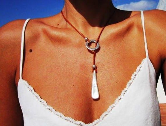 ring leather necklace, lariat necklace, eternity necklace, silver necklace, bohemian jewelry, hippy jewelry, silver necklace, silver jewelry