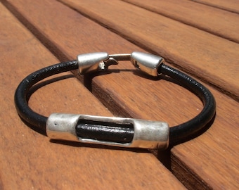 Silver and Leather mens bracelet, friendship couples bracelet, men cuff bracelet, handmade silver mens jewelry, unique gifts for men