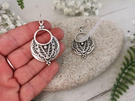 Statement drop beaded heart silver earrings, personalized jewelry gift for her, Drop beaded boho earrings dangle, Handmade jewelry by kekugi