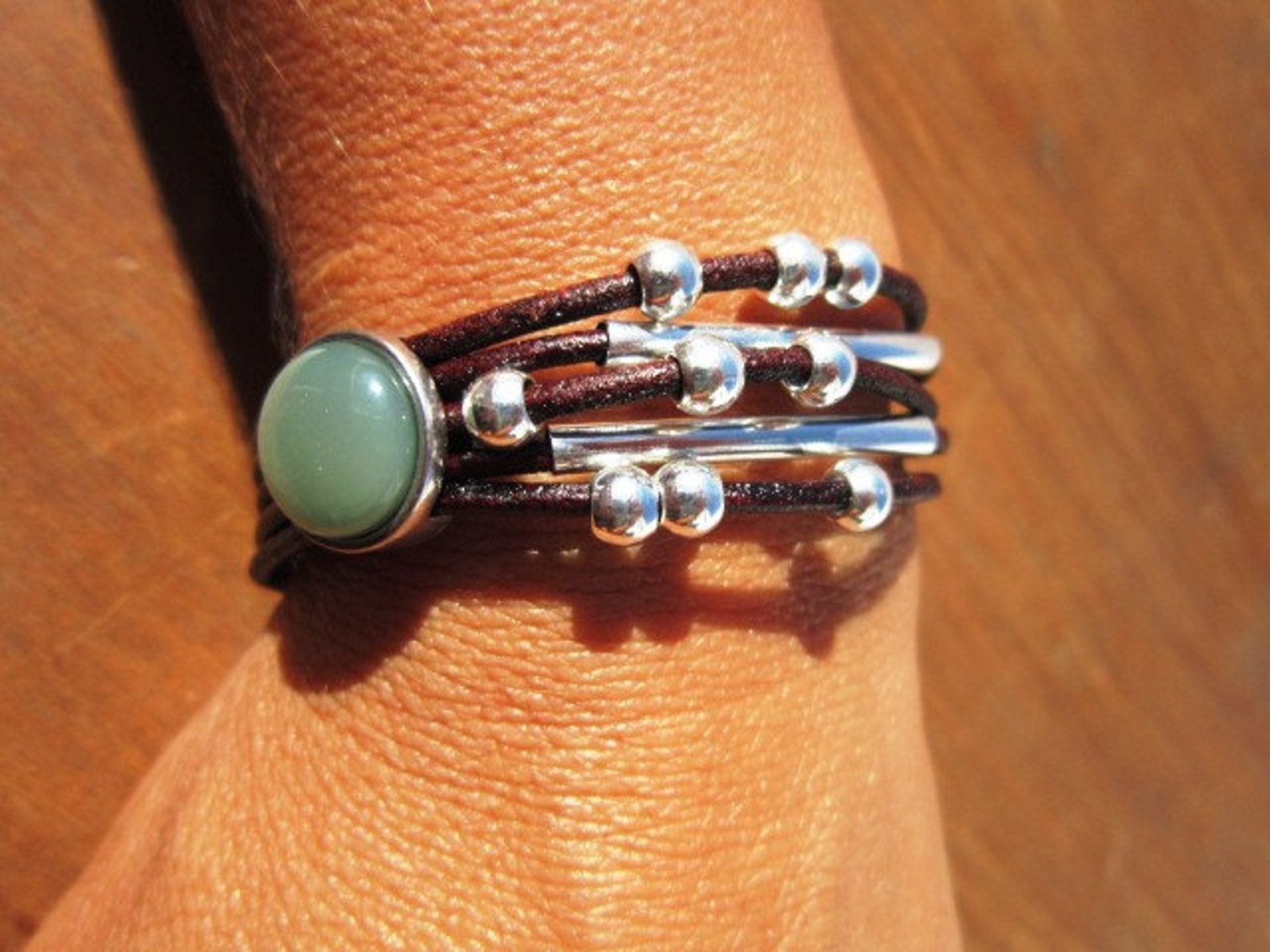 Silver bracelet with green stone Clearance