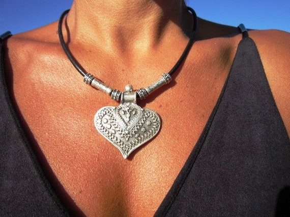 boho jewelry, heart choker necklace, heart pendant necklace for women, women choker silver heart, pendant necklaces