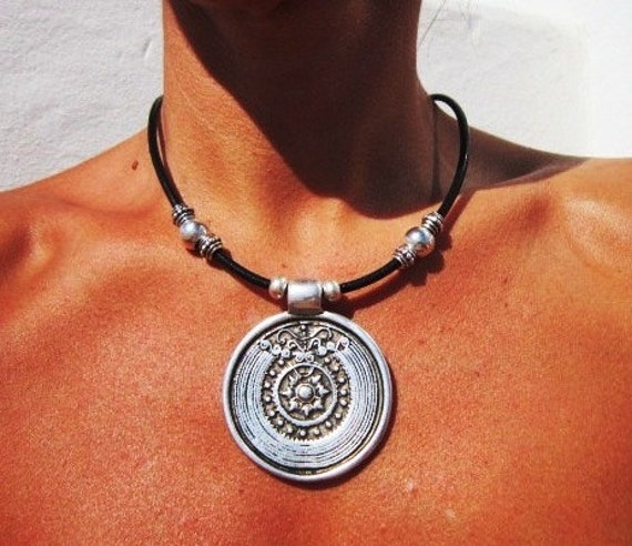 Boho jewelry, bohemian jewelry, hippy jewelry, bohemian necklaces, boho necklace, silver jewelry, fashion jewelry, ethnic jewelry, boho chic