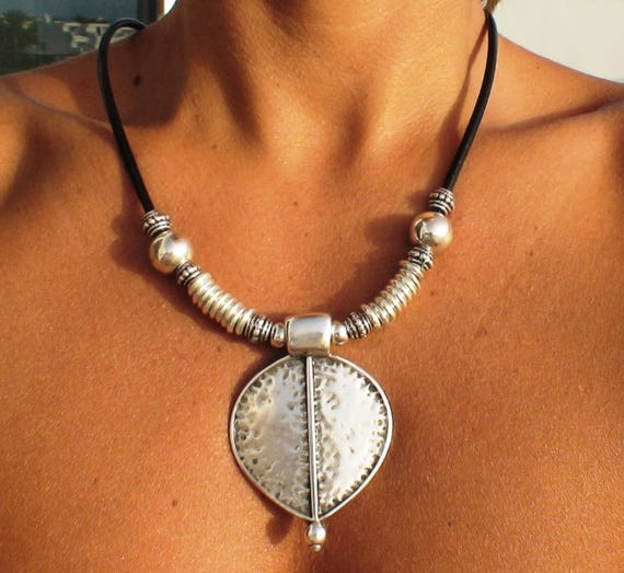 statement boho chic silver and leather necklace, ethnic Pendant necklace, everyday jewelry by kekugi