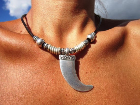 horn statement boho chic silver pendant necklace, boho jewelry, bohemian jewelry, boho chic jewelry, leather handmade jewelry