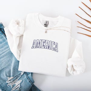 Embroidered America Sweatshirt,  America Sweatshirt, USA Sweatshirt, 4th July Sweatshirt, American Patriotic Sweatshirt,Patriotic Sweatshirt