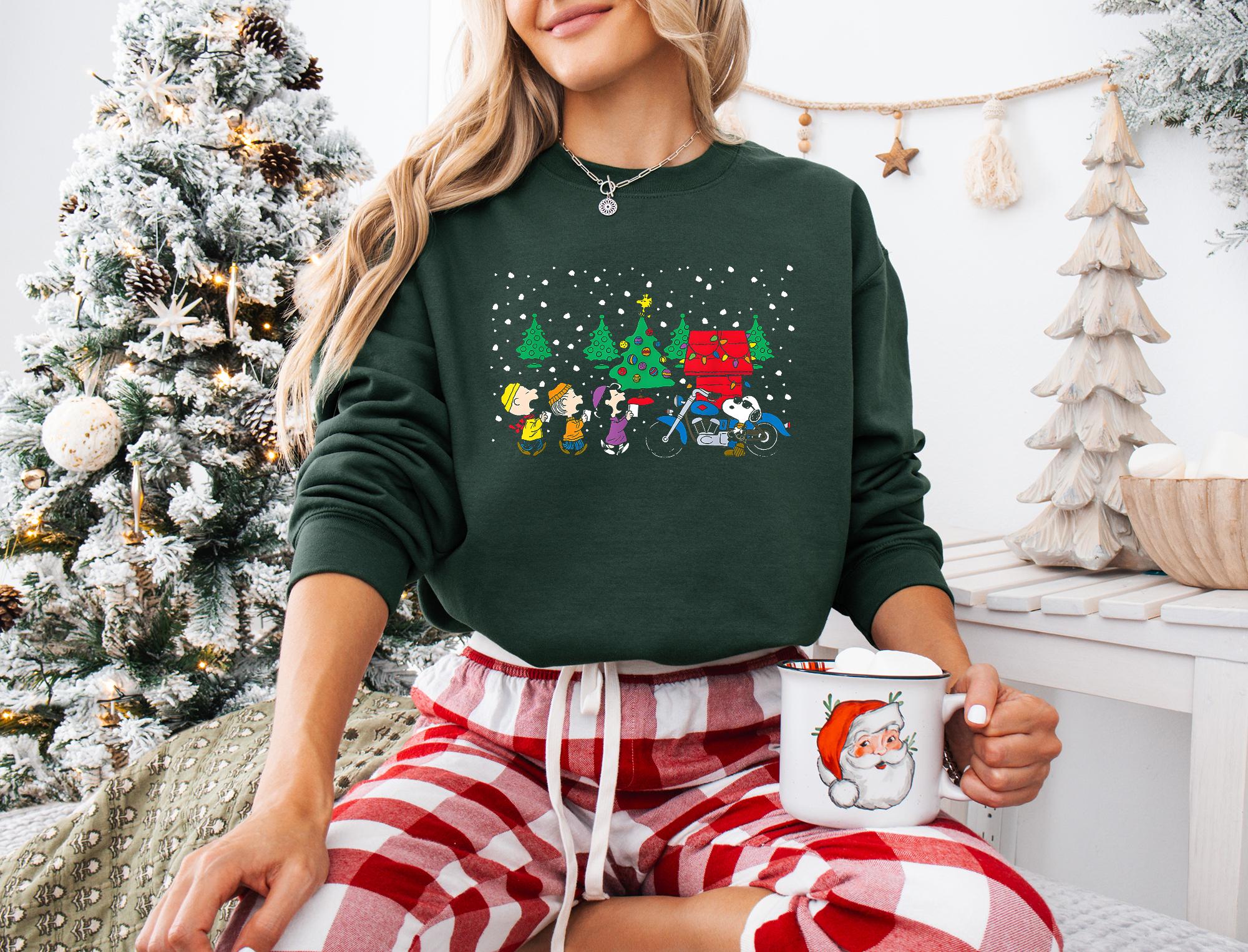 A Festive Clipart Image Featuring Snoopy And Woodstock Decorating A