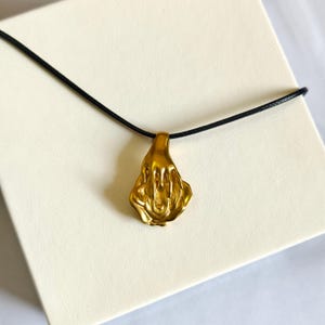 Handmade Funny Adult Pendant Necklace – Brass Gag Gift for Girlfriend, Naughty Jewelry for Women, Sexy Novelty, Naughty Couple Gift