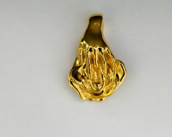 Gold Plated Vulva & Clitoris Rose Pendant – Sensual Female Body Art Jewelry, Feminine Anatomy Gift