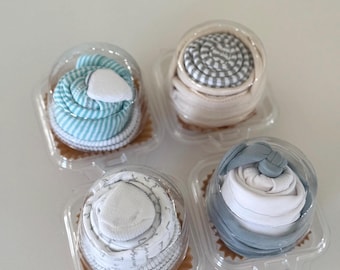 Baby Cupcake Gift Set: Onesies, Bib, Hat & Socks