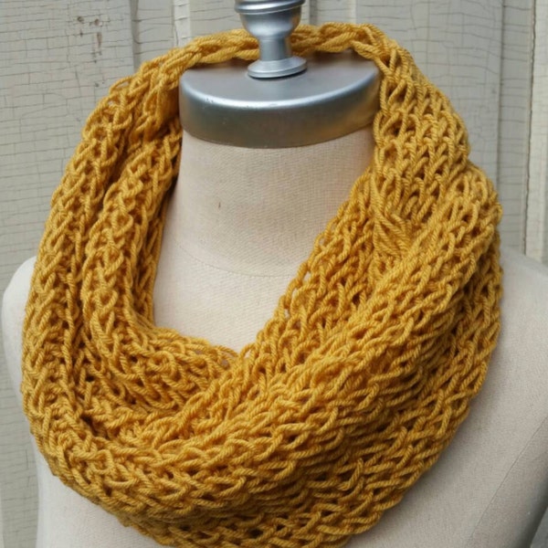 Mustard Scarf, Knit Infinity Scarf Gold, Mustard, Dark Yellow, Goldenrod, Amber Loop Scarf, Mobius Circle Scarf, Fall Colors,
