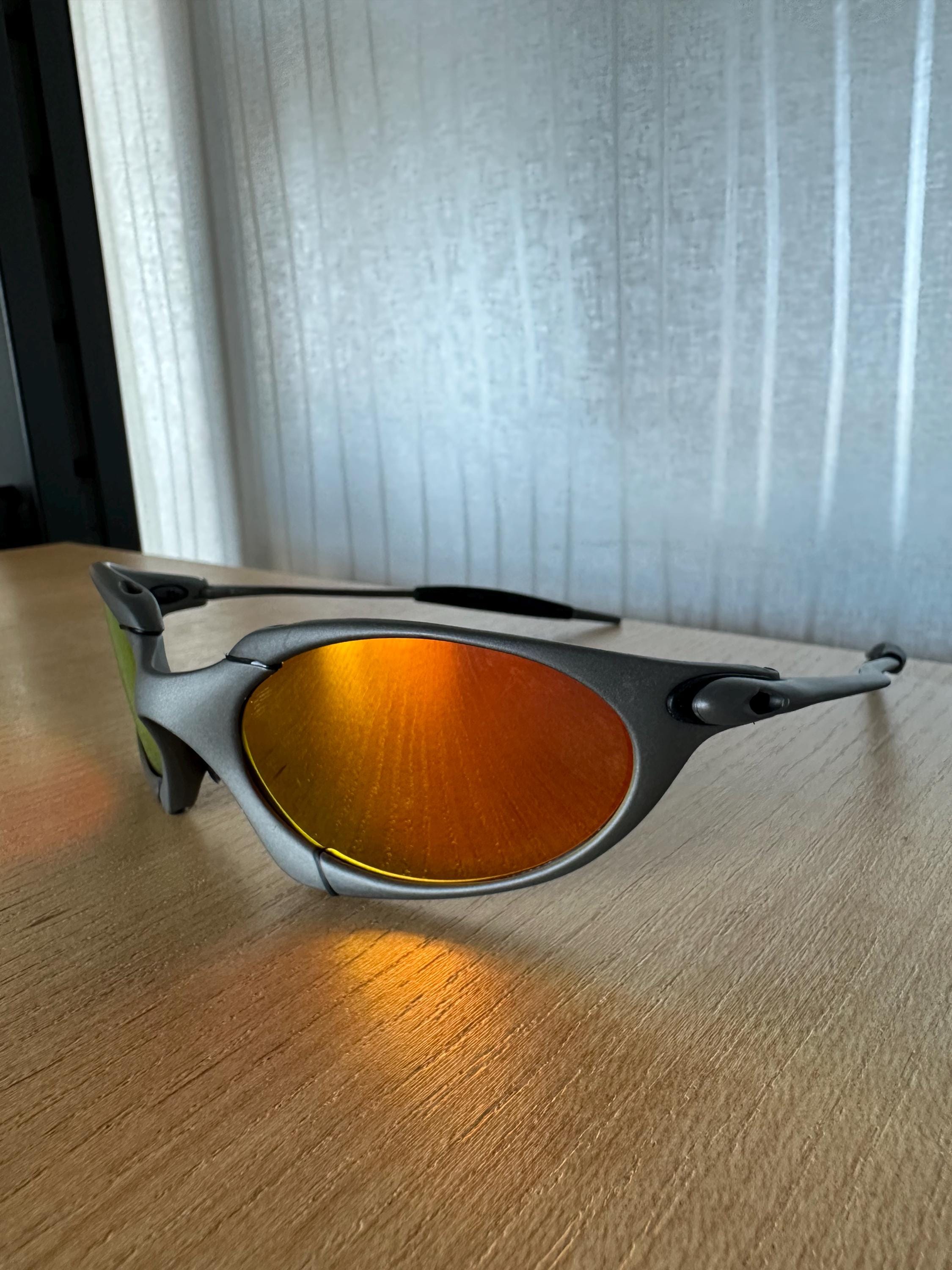 Oakley Romeo 1998 メダル Oakley X-metal Romeo Sunglasses - Etsy New Zealand