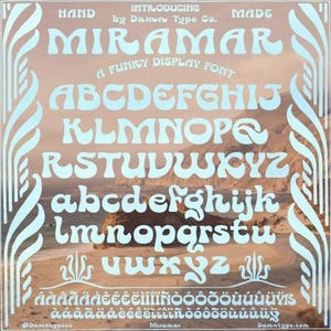 Miramar - Fuente Art Nouveau divertida, tipografía retro para exhibición, letras llamativas de los años 70, fuente psicodélica para carteles, serif vintage divertida