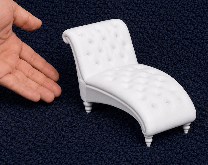 Miniature Victorian Chaise Lounge – 1:12 Scale Dollhouse Furniture – 3D Printed – Unpainted