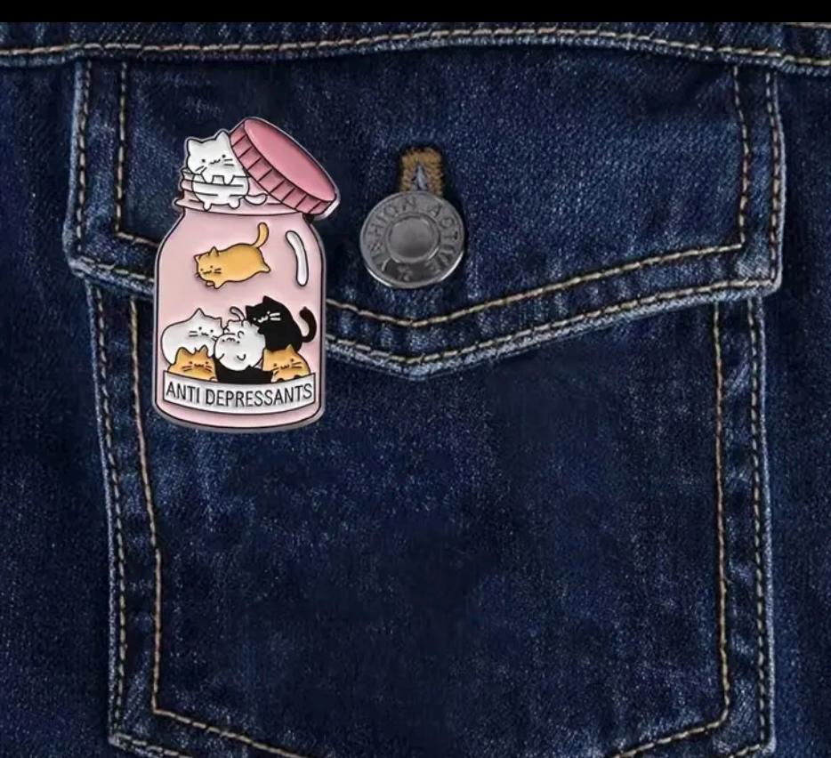 KASESSS 8 Pezzi Nero Gattino Pins Set, Divertente Spille Zaino, Cartone Animato Pin a Forma di Animale, Carino Spilla Gatto, Spille Smaltata per Decorazione di Vestiti Borse Giacche per Donne, Ragazze