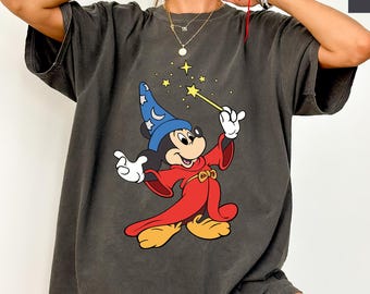 Camiseta Comfort Colors, Camiseta Fantasía de Disney, Camiseta Mickey Hechicero Retro, Camiseta para Fans de las Películas Disney, Camiseta Vintage de Walt Disney, Camiseta de Viaje a Disney