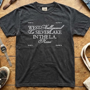 West Hollywood zu Silverlake im LA Haze T-shirt | Vintage Script Los Angeles T-Shirt