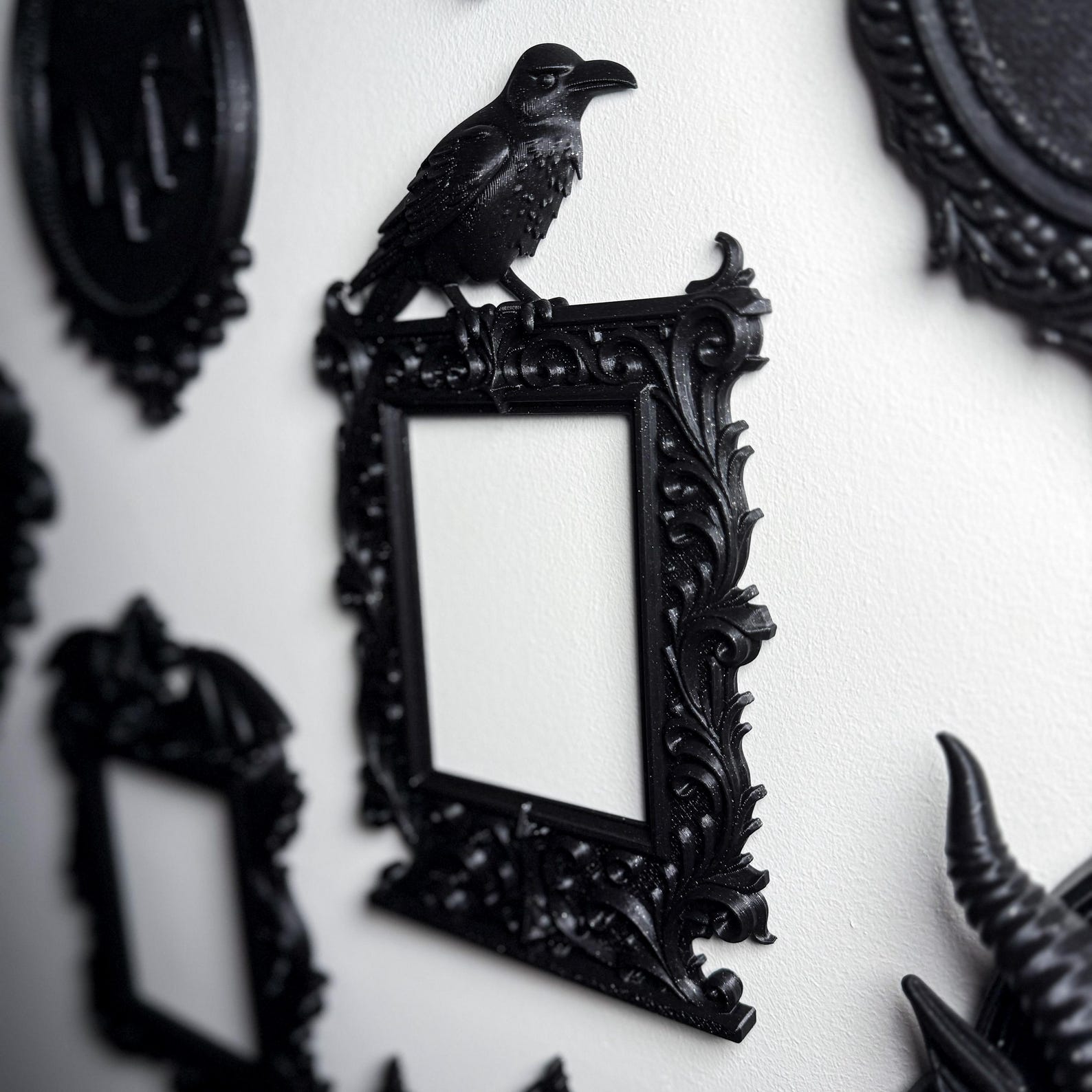 Crow Frame Raven Wall Frame | Gothic Crow Picture Frame | Witchy Dark Academia ...