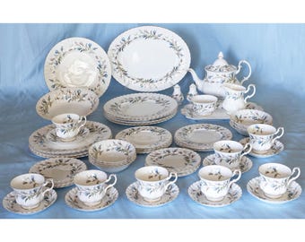 Royal Albert Brigadoon Dinnerware. 8 Place Settings With Tea Set. 57 Pieces. Vintage. England