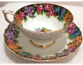 Paragon Old English Garden Teacup and Saucer. Vintage. Made in England