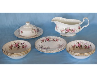 Royal Albert Lavender Rose Collection. Vintage. Made in England