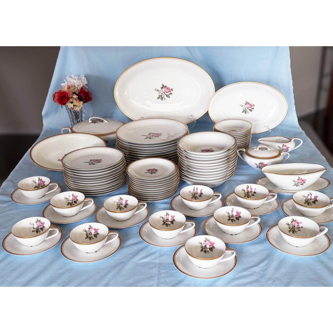 Vintage Noritake Rose Pattern 5464 Dinnerware. 12 Place Settings
