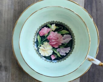 Paragon Sweet Peas Teacup and Saucer. Vintage. Made in England