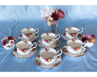 Royal Albert Old Country Roses Breakfast Cups & Saucers. Set of 6. Made in England