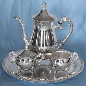 Leonard Silver Manufacturing Silverplated Coffee Set.  Original Box. Vintage. Made in USA