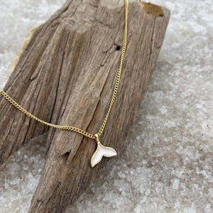 14K Gold-Plated Whale Tail Necklace, Natural Shell Pendant, Ocean-Inspired Jewelry, Nautical Beach Necklace, Dainty Gold Necklace for Women