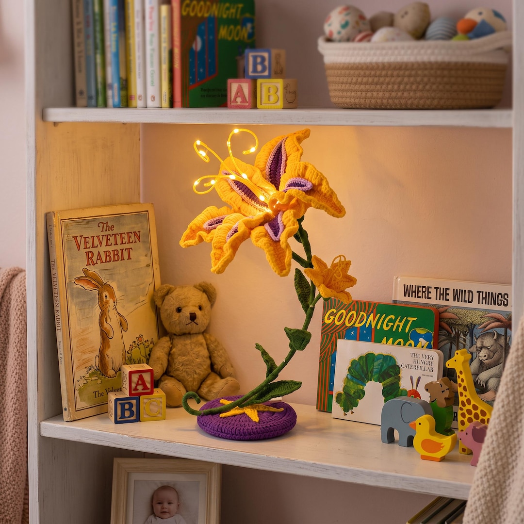 Crochet Sundrop Lily Flower Lamp: Handmade Rapunzel Flower LED