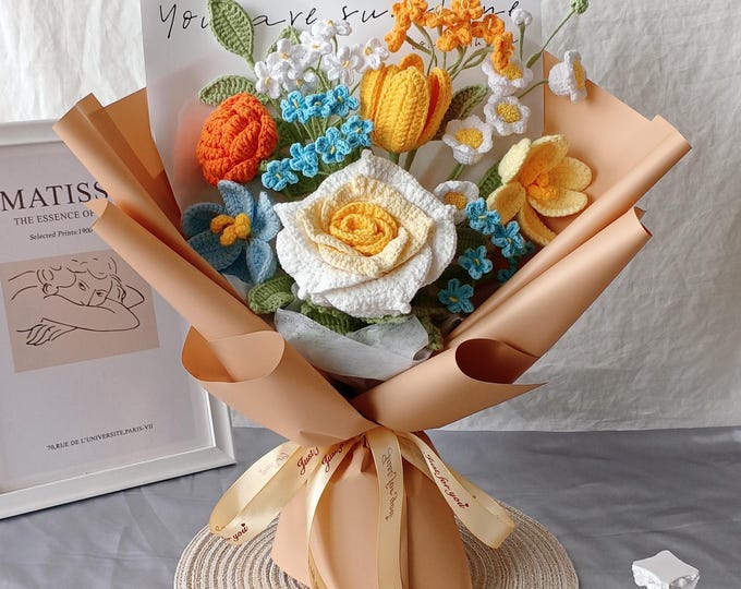 Handmade Crochet Rose Flower Bouquet: Everlasting Never wilt Valentine's Day Gift