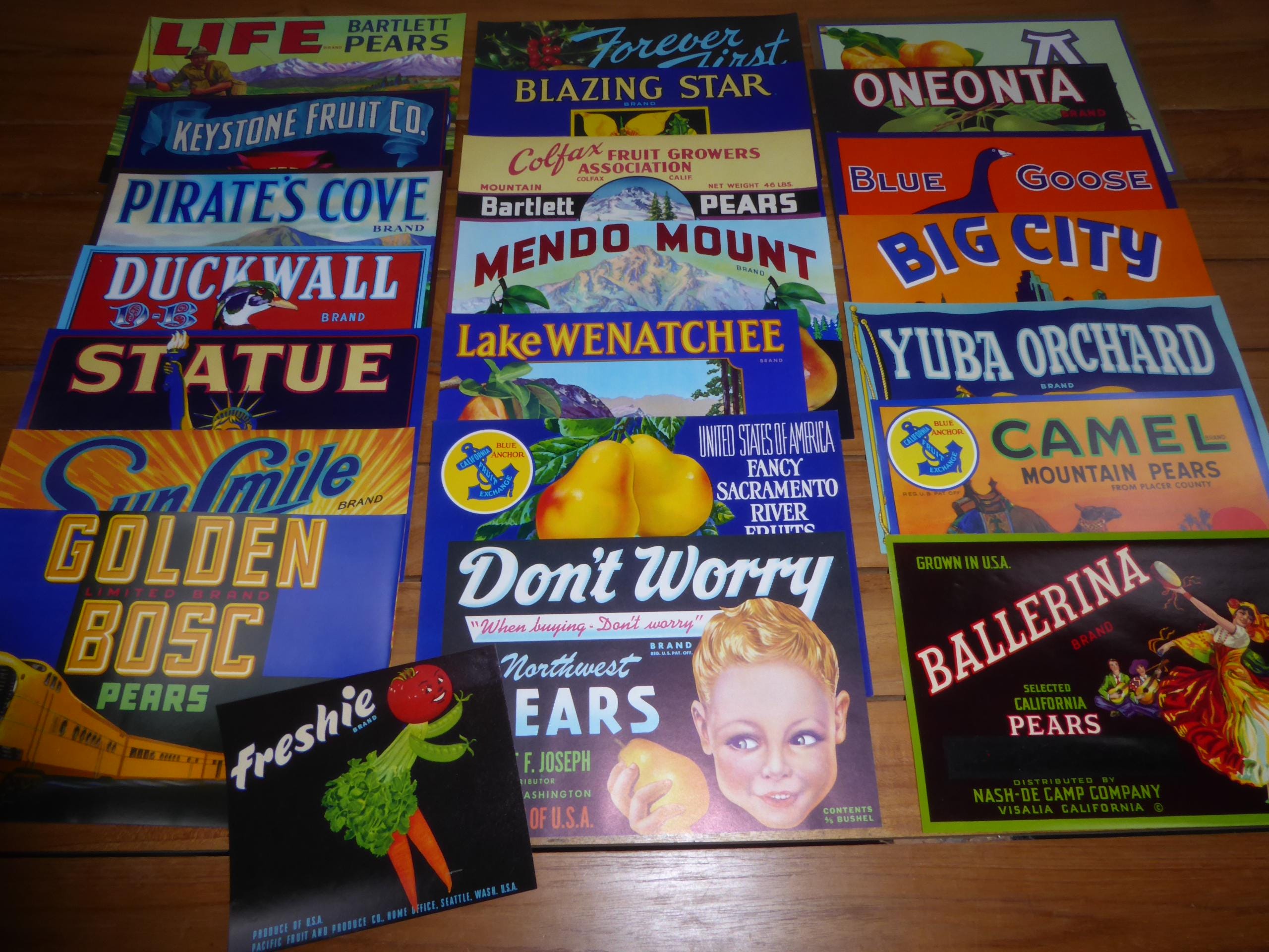 21 Different Original Fruit Box Pear Crate Labels Starter