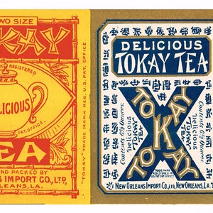Könnte beinhalten: Drei gelbe und rote Etiketten mit dem Text "Tokay Tea" und einer Teekannen-Illustration. Der Text "No Two Size" befindet sich oben auf jedem Etikett. Das mittlere Etikett trägt den Text "Delicious Tokay Tea" in einem blauen und weißen Kasten mit chinesischen Schriftzeichen.