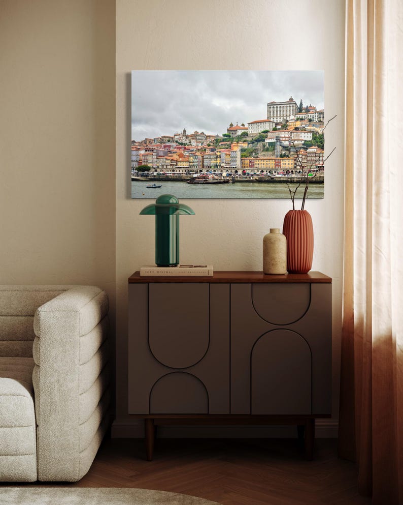 Farbenfrohes Porto am Fluss – Duero Fluss Stadtbild Fotografie, Portugal Architektur Wandkunst, historische Porto Skyline Bild 7